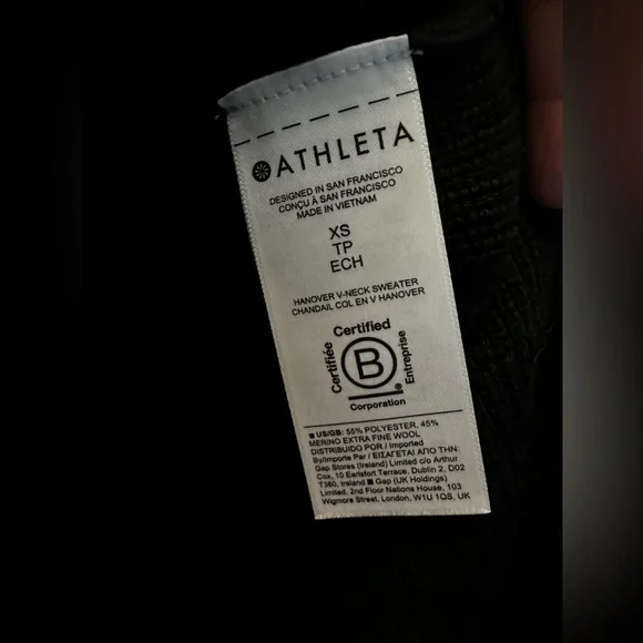 NWT ATHLETA Hanover V-Neck Black Ribbed Sweater-Size XS - Picture 9 of 11